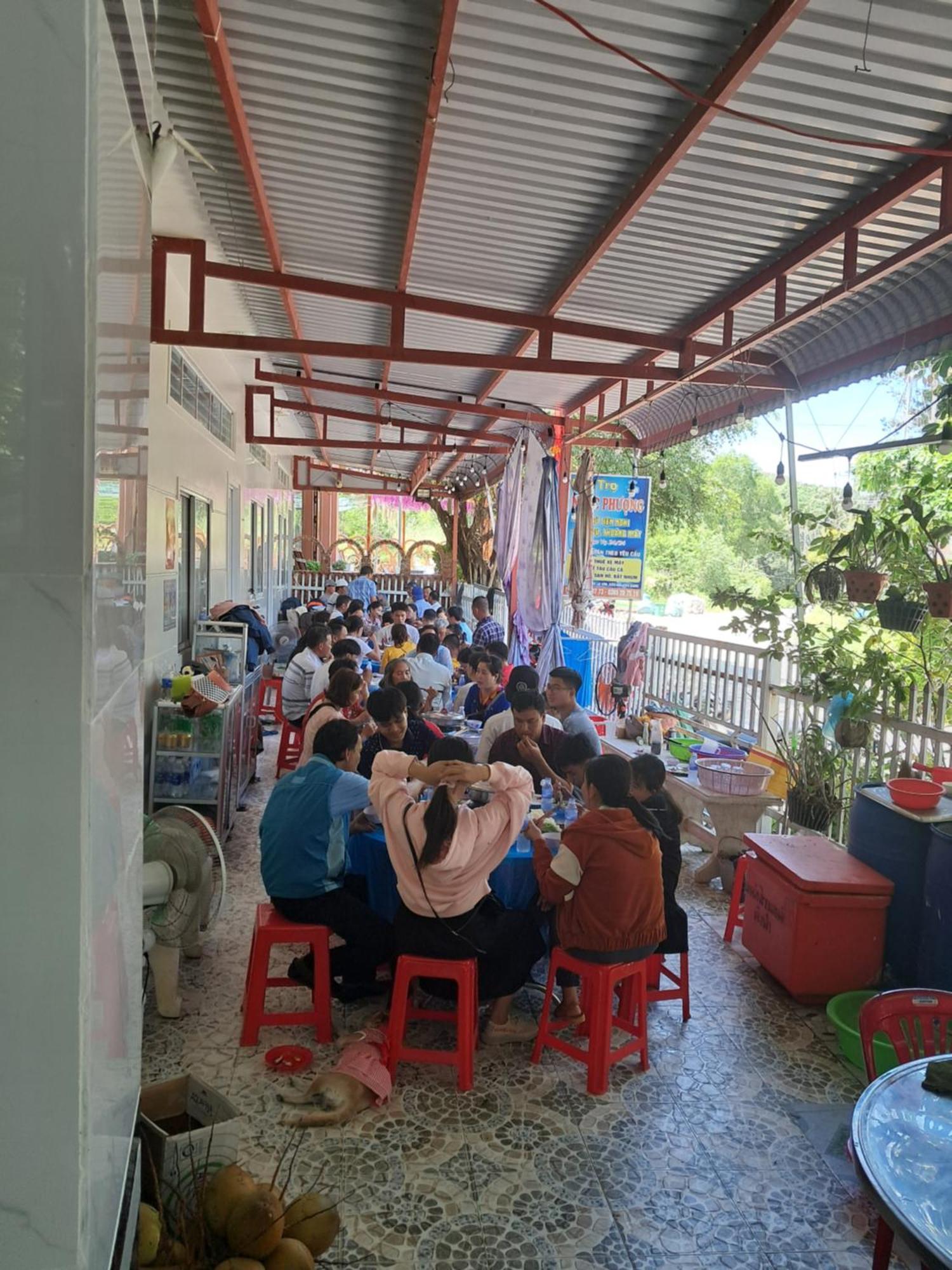 Nhà Nghỉ NgọC PhuọNg Hon Son Hotel Lai Son Exterior photo